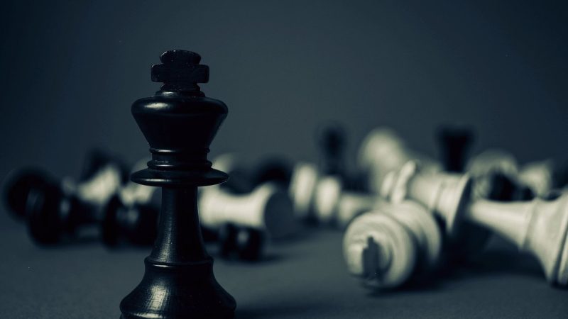 智慧博弈的进阶之道：从国际象棋传奇到捕鱼达人单机版的策略启示