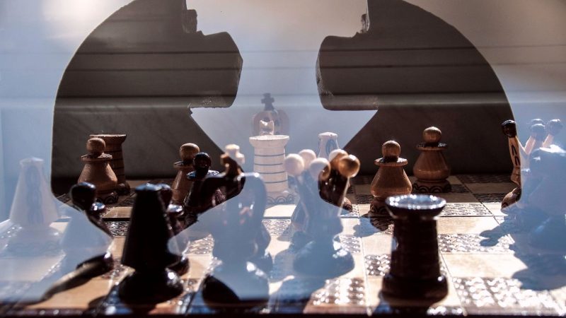 从捕鱼达人单机版看棋牌游戏的娱乐价值：社交、放松与智力成长